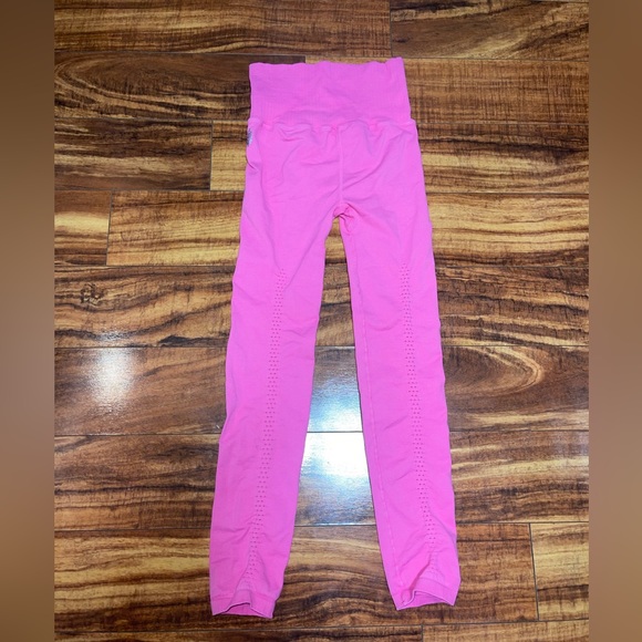 NWOT FP Movement High-Rise 7/8 Length Good Karma Leggings xs / small - Picture 7 of 7